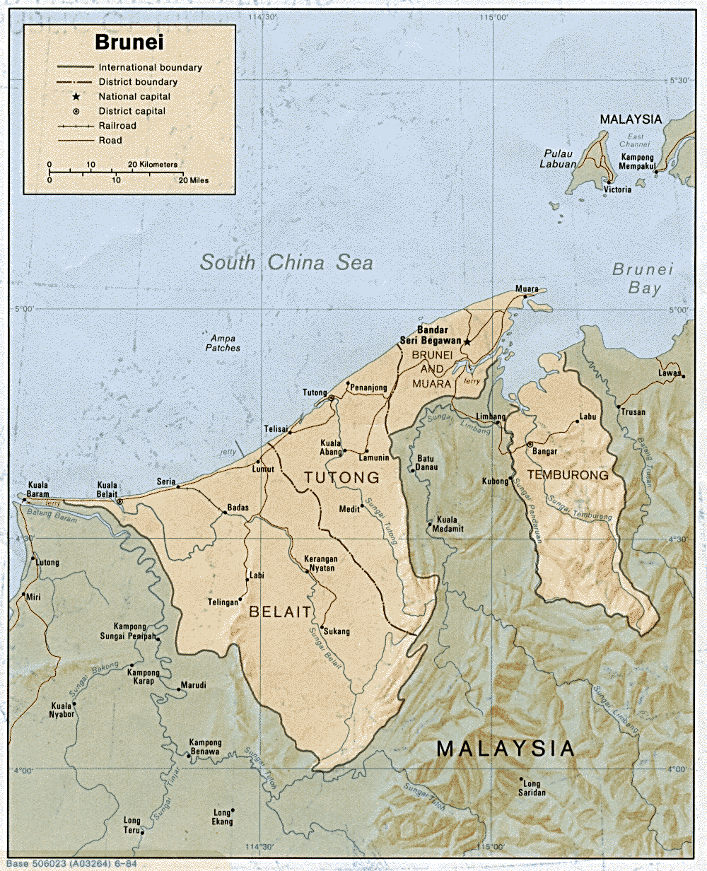 Map of Brunei showing districts, main cities, and borders with Malaysia