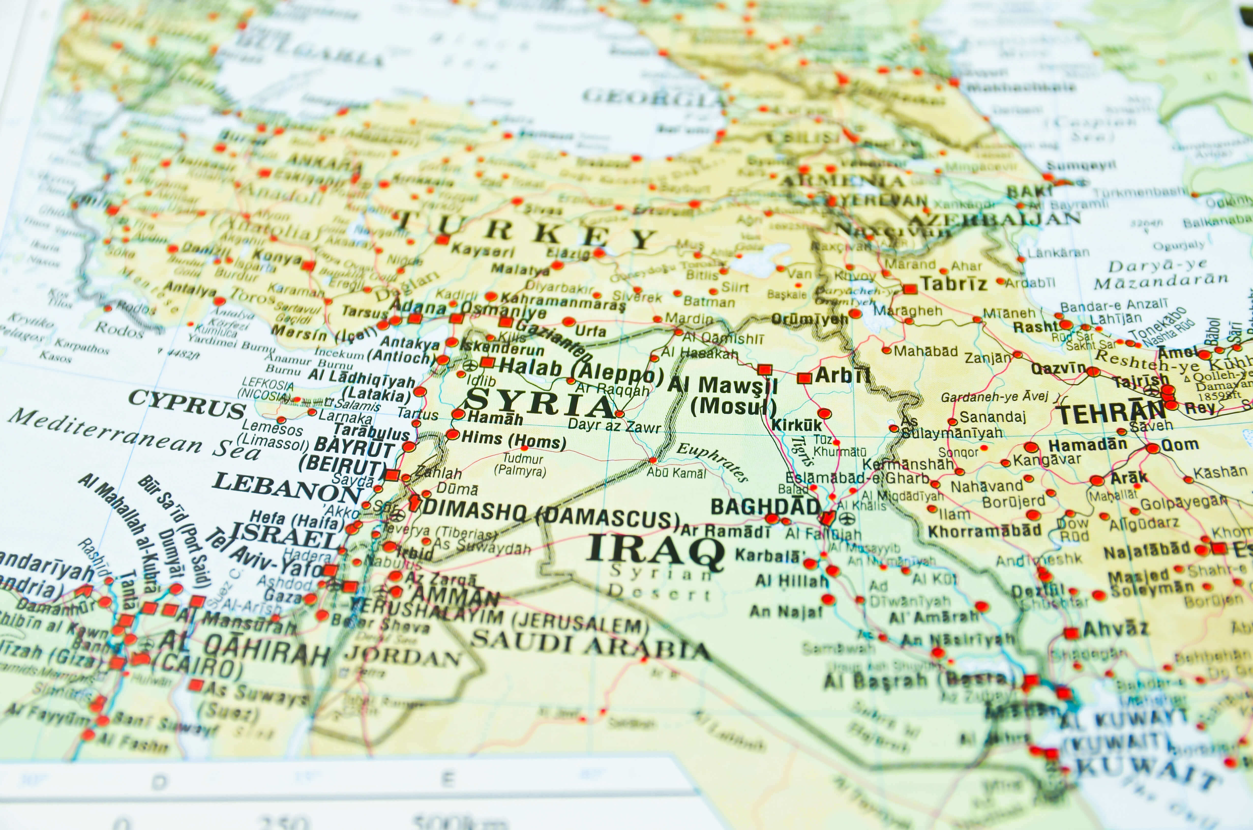 Map wth Iraq and neighboring Middle East countries with cities and key locations