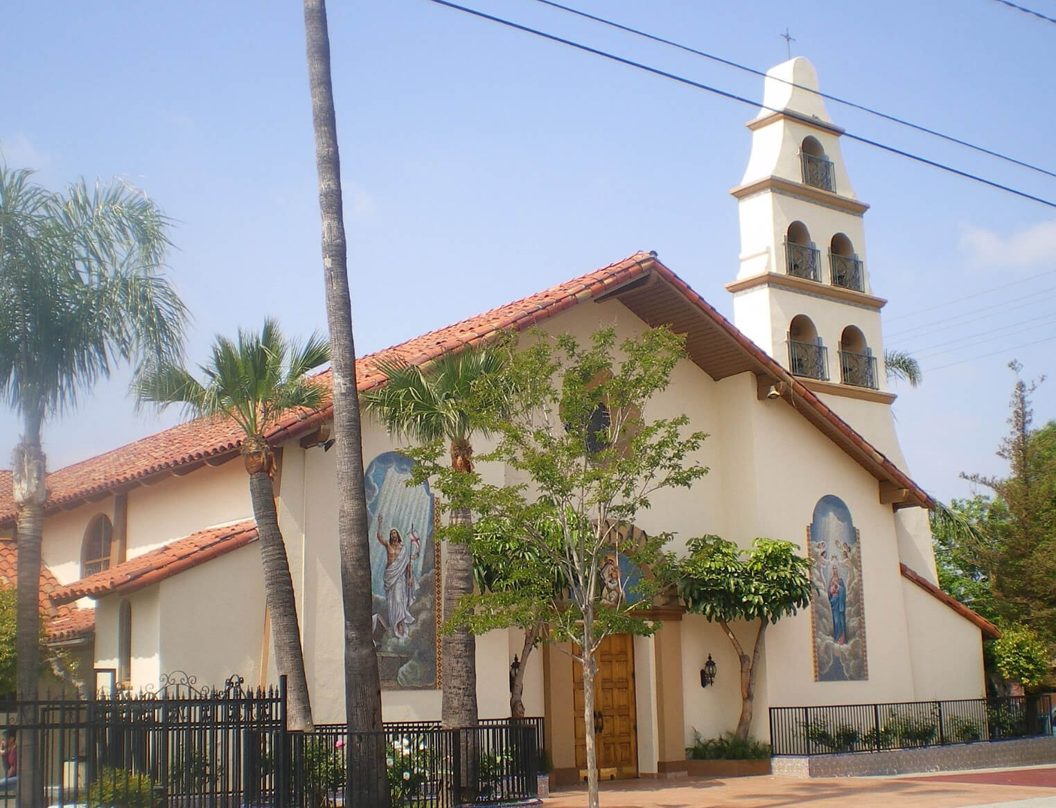 santa rosa catholic church in San Fernando CA