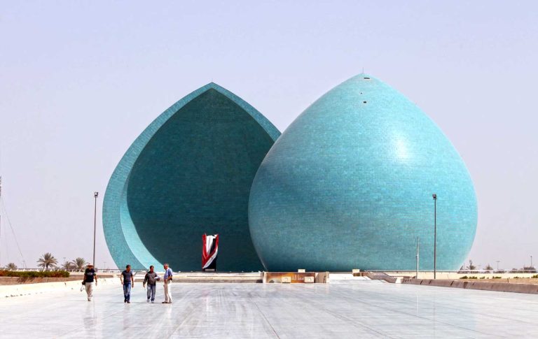 Al-Shaheed Monument